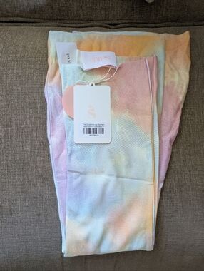 Selkie Leg Warmers (Dopamine)